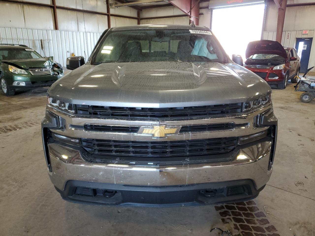 2019 CHEVROLET SILVERADO - Фото 5