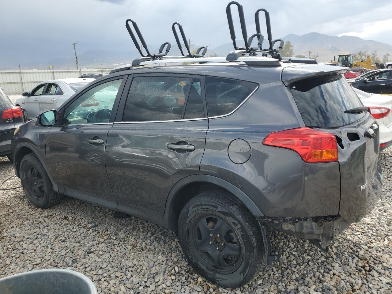 2014 TOYOTA RAV4 LE - Фото 2