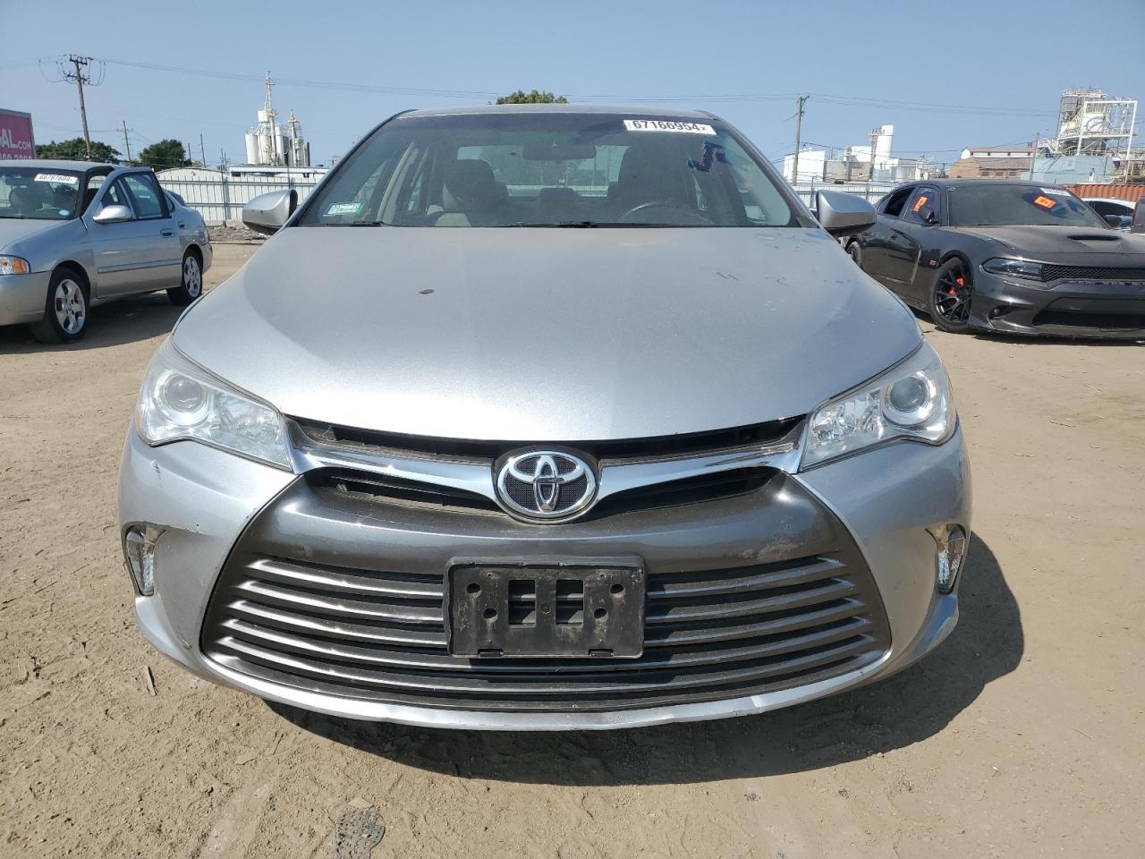 2016 TOYOTA CAMRY LE - Image 5