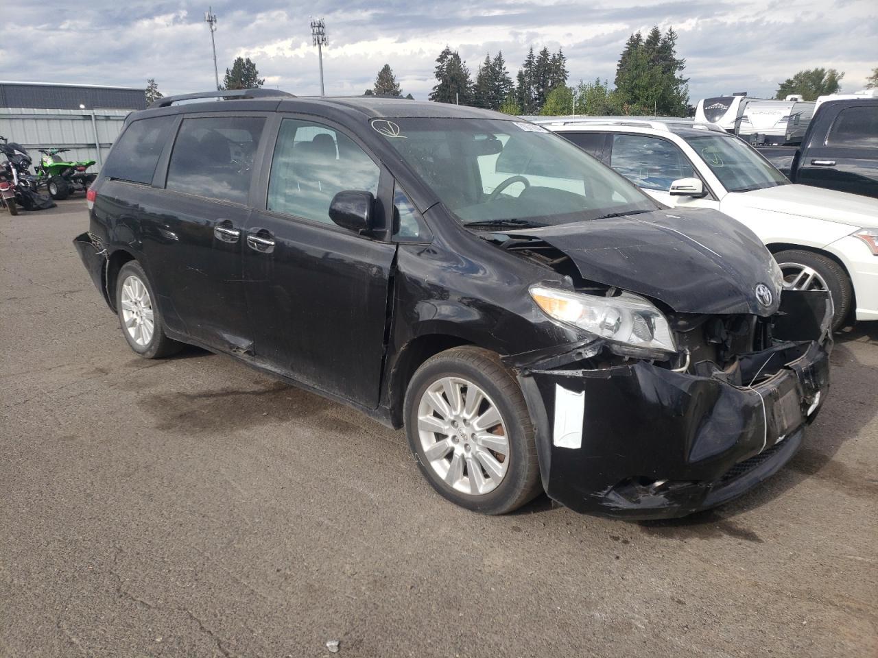2011 TOYOTA SIENNA XLE - Фото 4