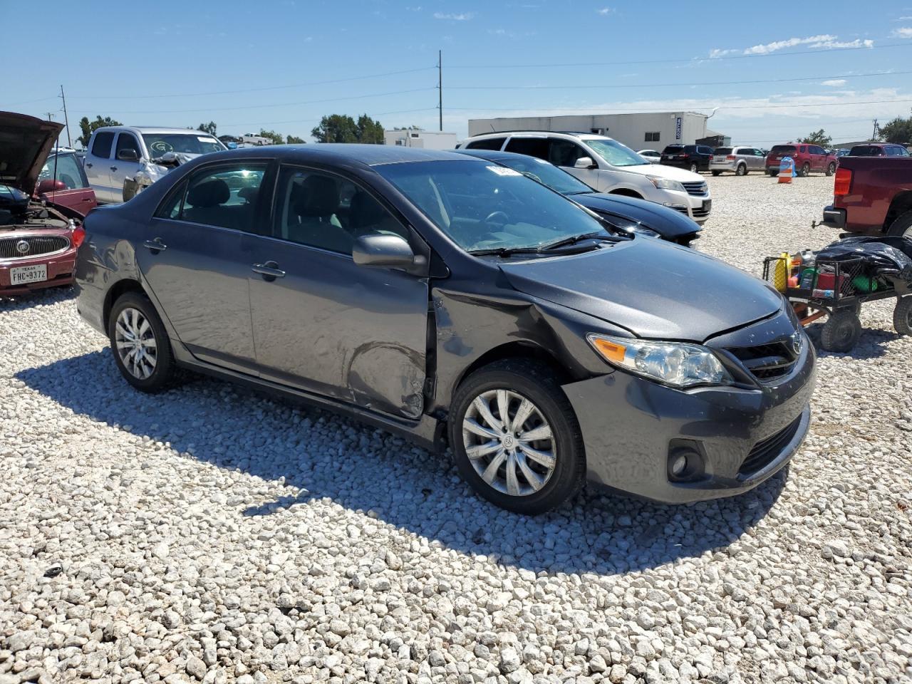 2013 TOYOTA COROLLA BA - Фото 4