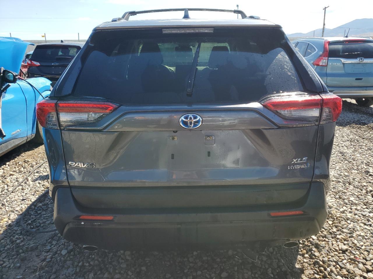 2022 TOYOTA RAV4 XLE - Фото 6