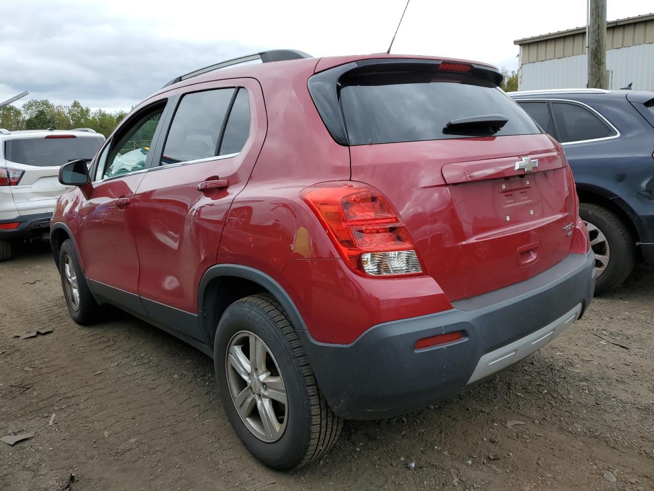 2015 CHEVROLET TRAX 1LT - Image 2