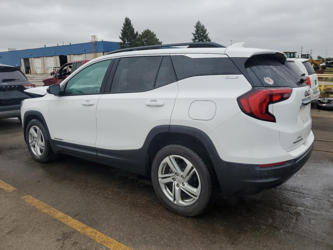 2018 GMC TERRAIN SL - Image 2