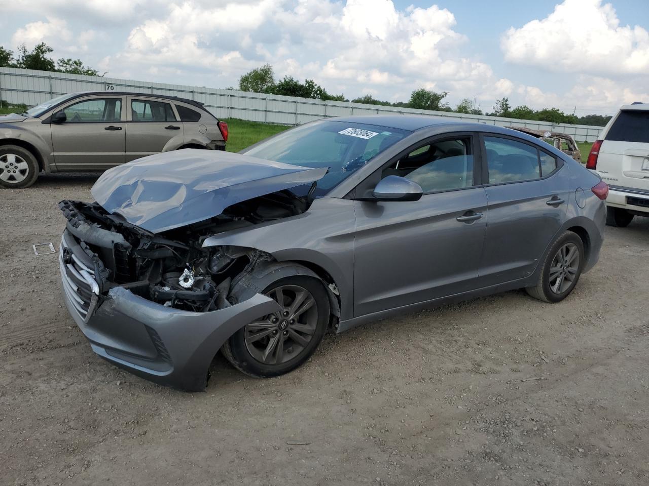 2018 HYUNDAI ELANTRA SE