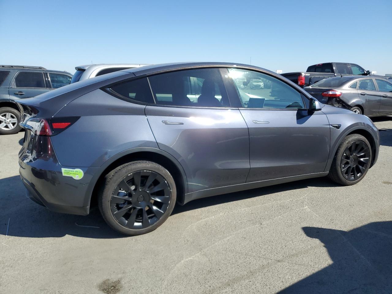 2022 TESLA MODEL Y - Image 3