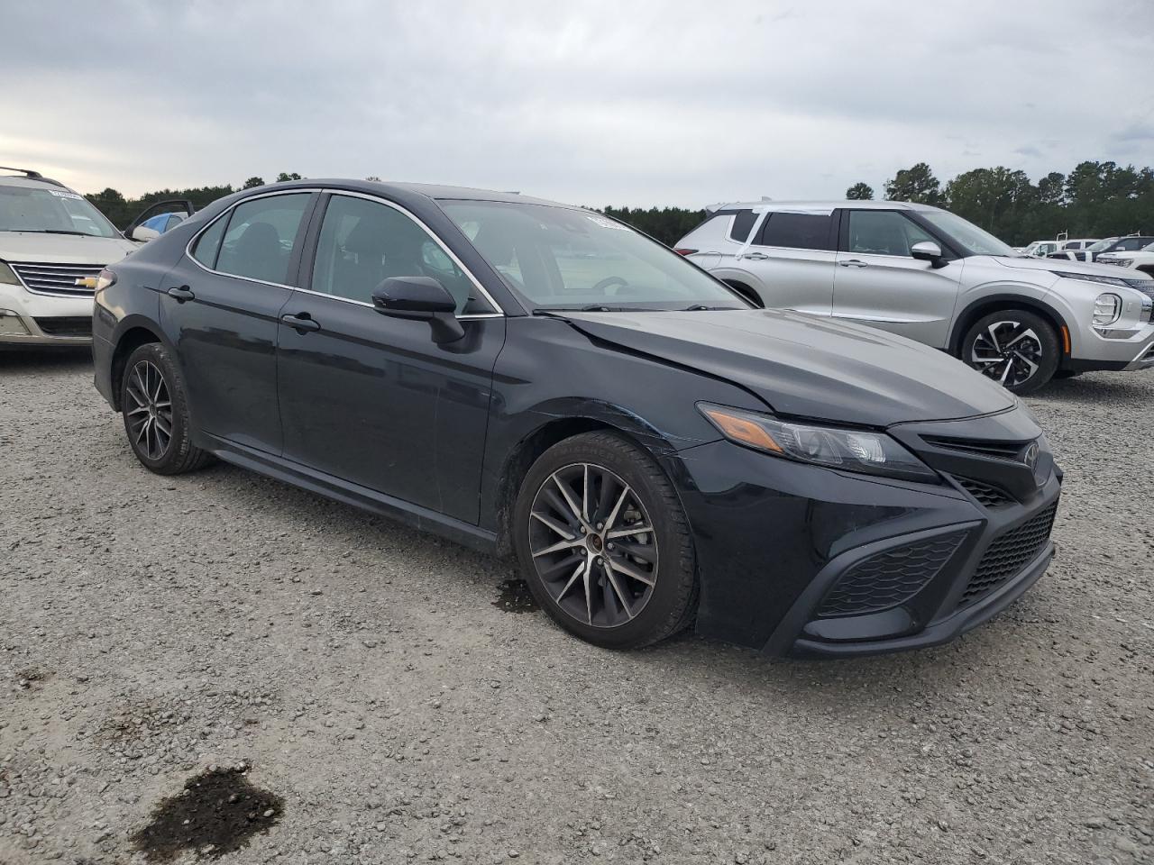 2021 TOYOTA CAMRY SE - Фото 4