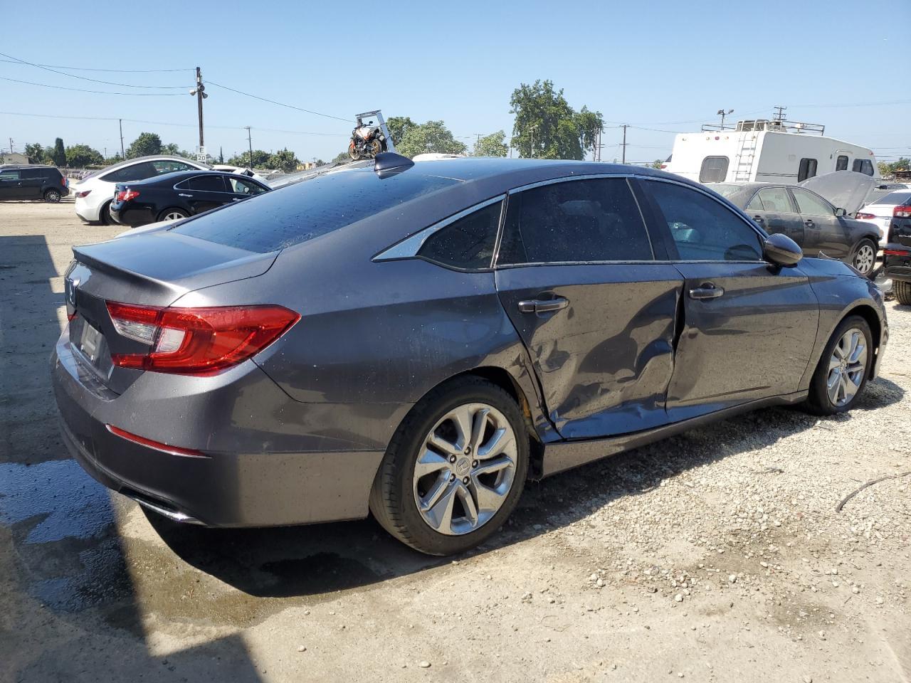 2018 HONDA ACCORD LX - Фото 3