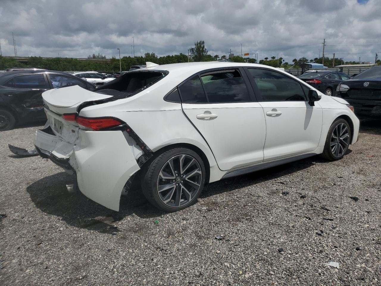 2022 TOYOTA COROLLA SE - Image 3
