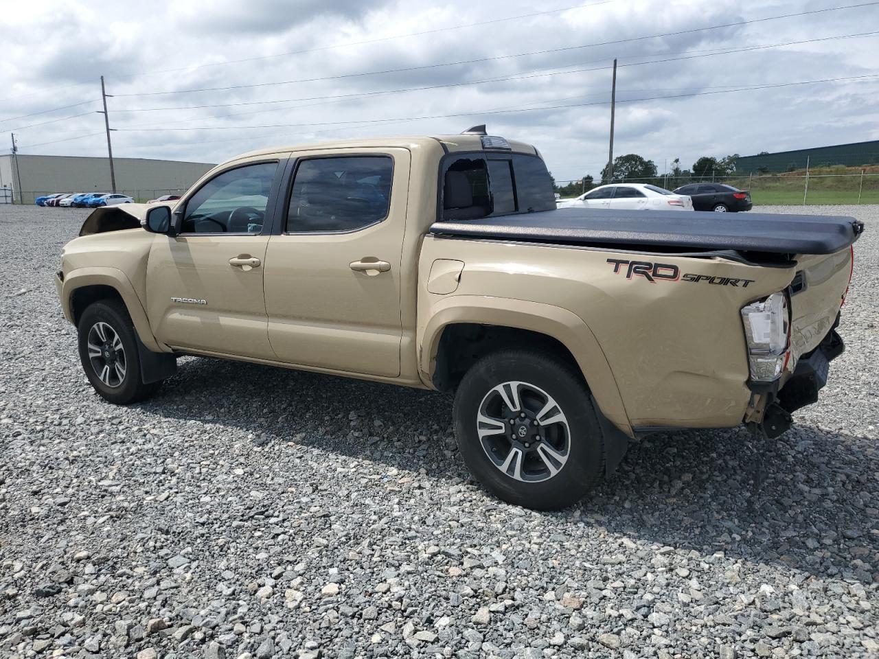 2017 TOYOTA TACOMA DOU - Фото 2