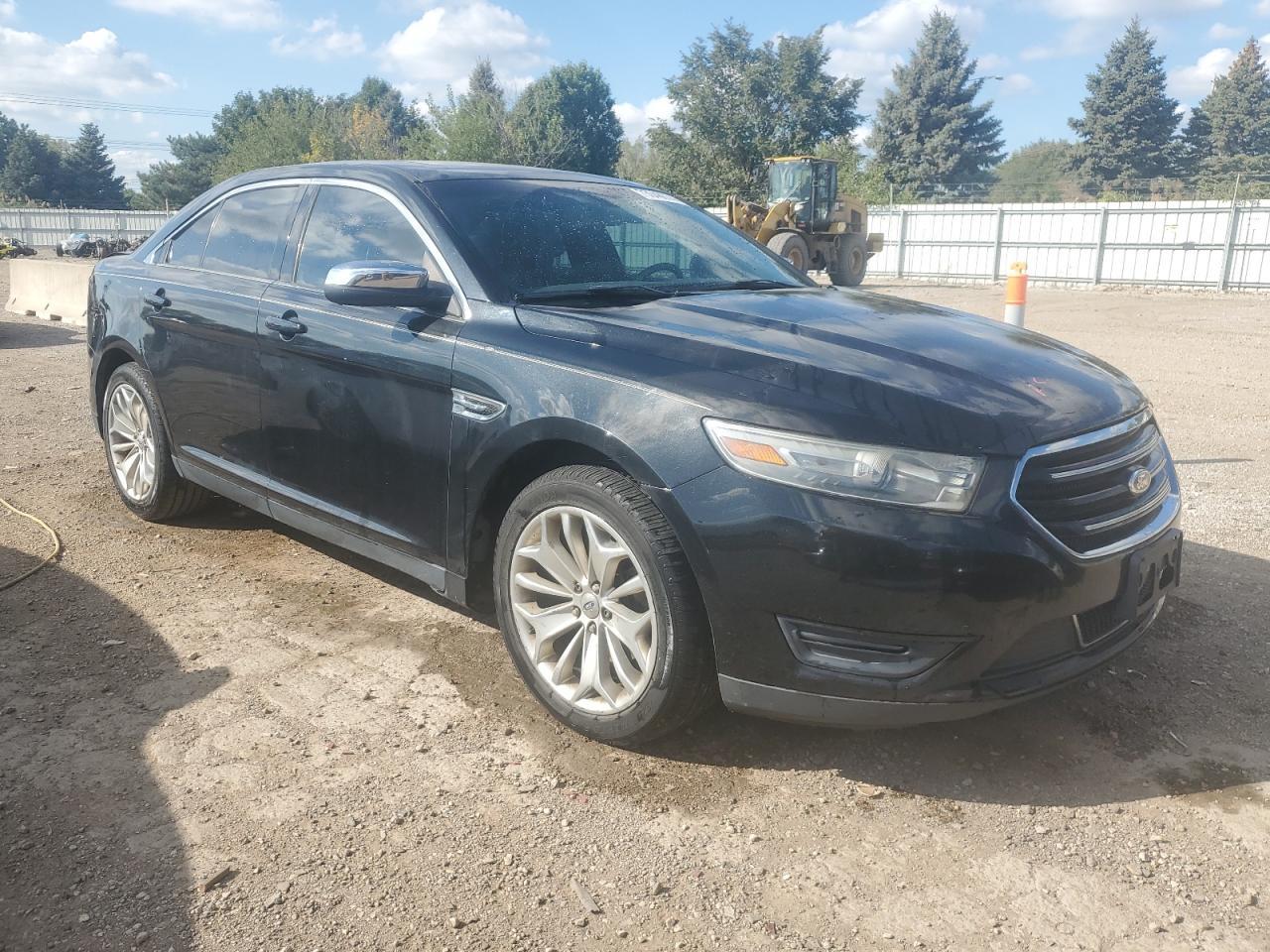 2013 FORD TAURUS LIM - Image 4