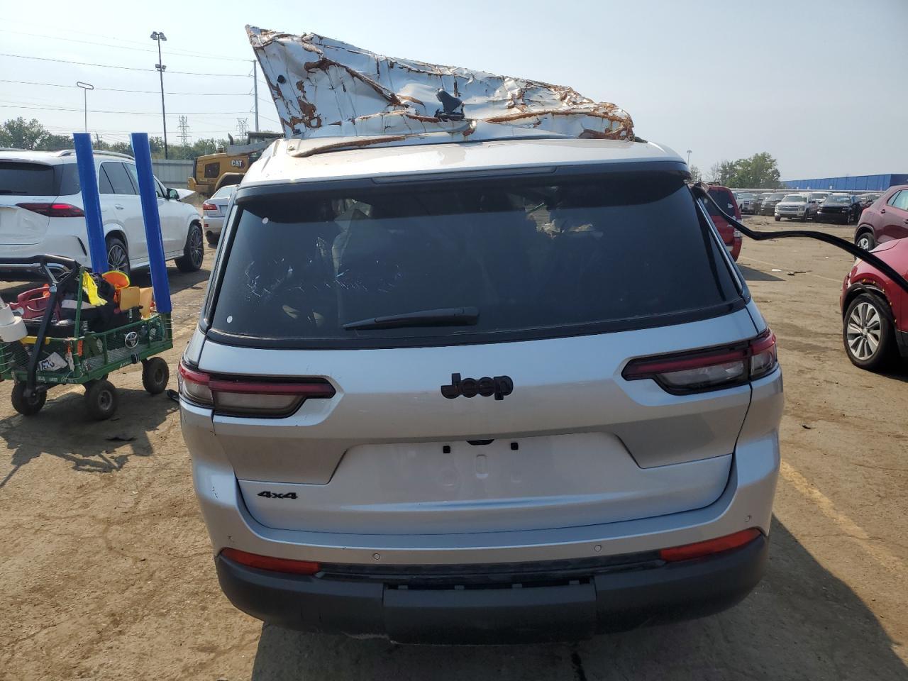 2024 JEEP GRAND CHER - Фото 6