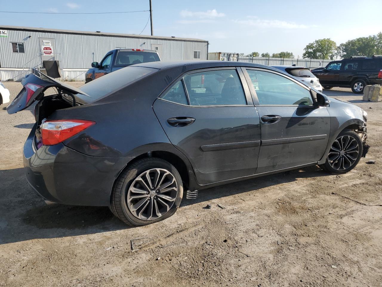 2015 TOYOTA COROLLA L - Фото 3