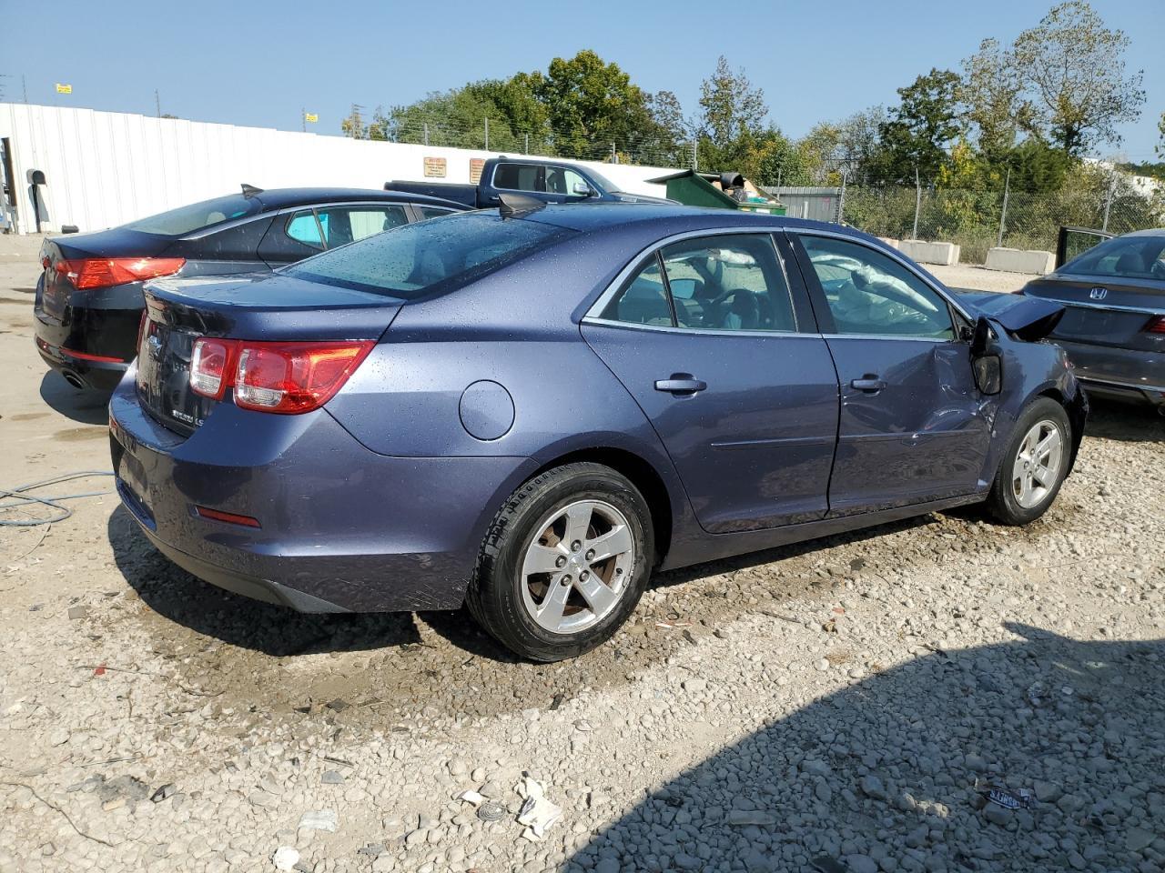 2015 CHEVROLET MALIBU LS - Фото 3