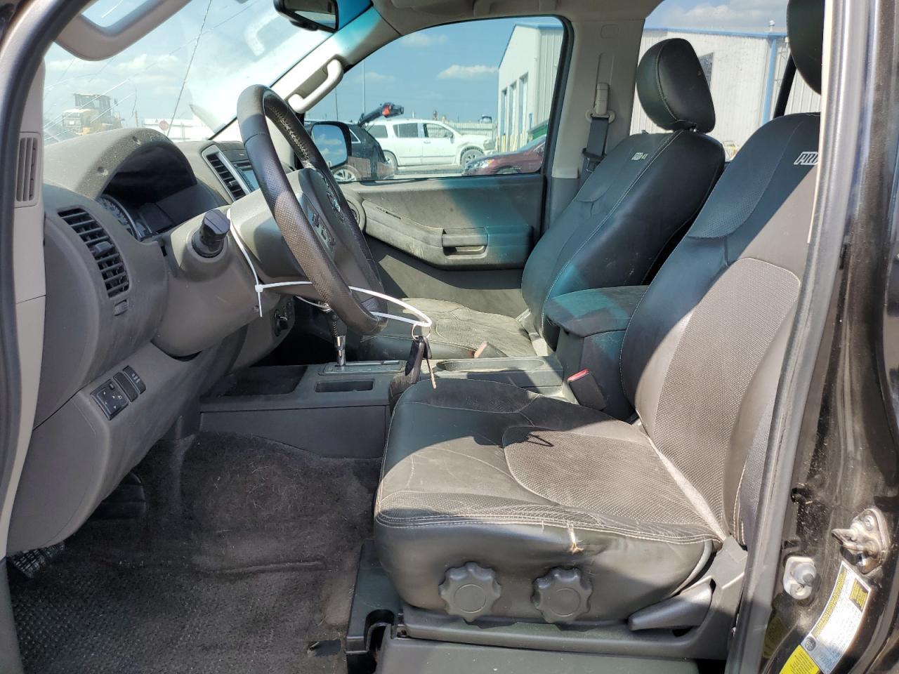 2013 NISSAN XTERRA X - Image 7