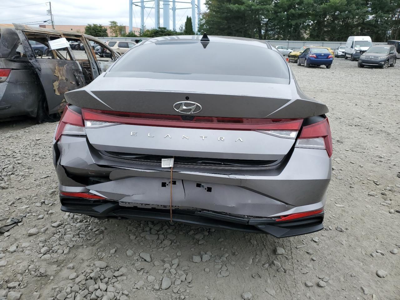 2023 HYUNDAI ELANTRA SE - Image 6