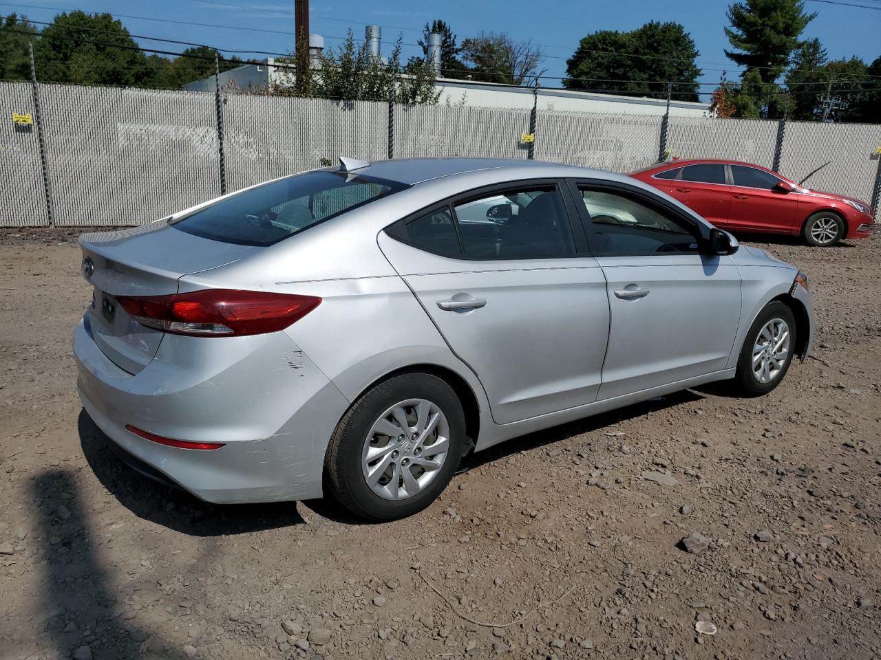 2017 HYUNDAI ELANTRA SE - Image 3