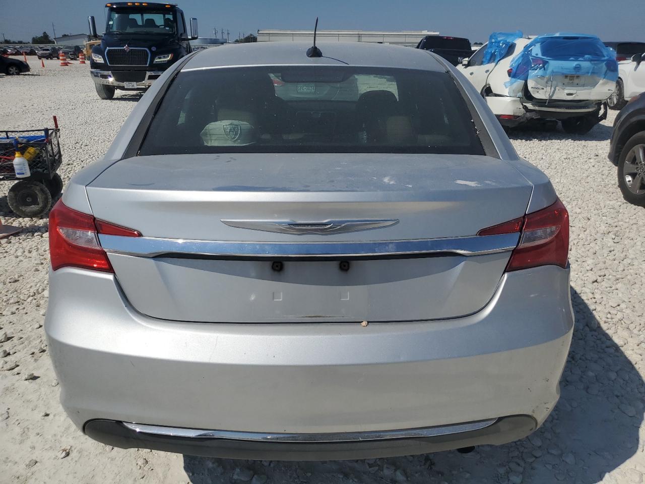 2012 CHRYSLER 200 LX - Image 6