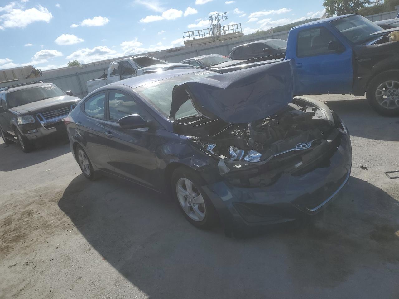 2015 HYUNDAI ELANTRA SE - Фото 4
