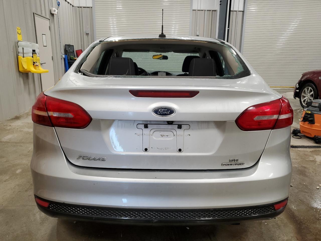 2016 FORD FOCUS SE - Image 6