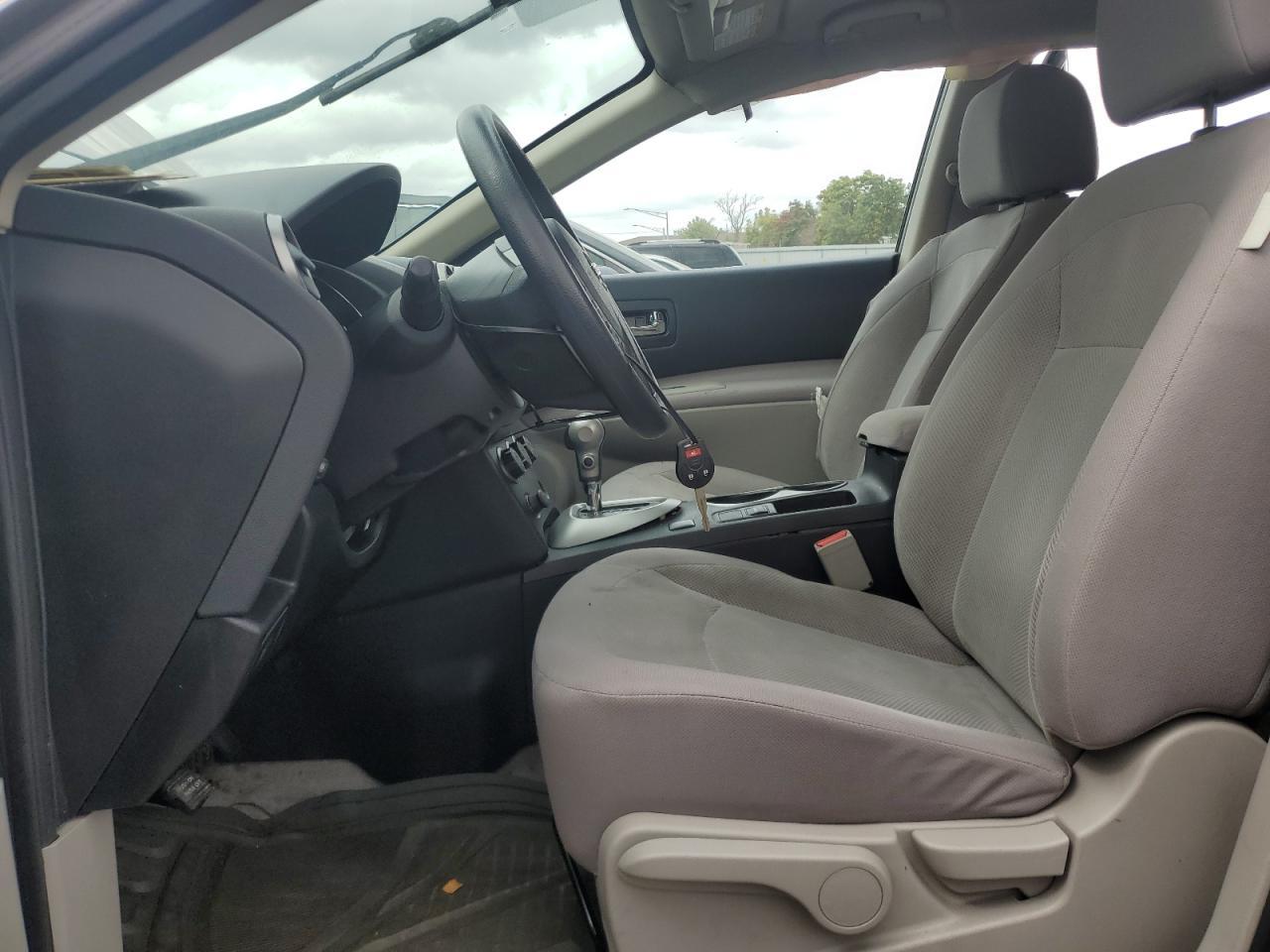 2013 NISSAN ROGUE S - Фото 7