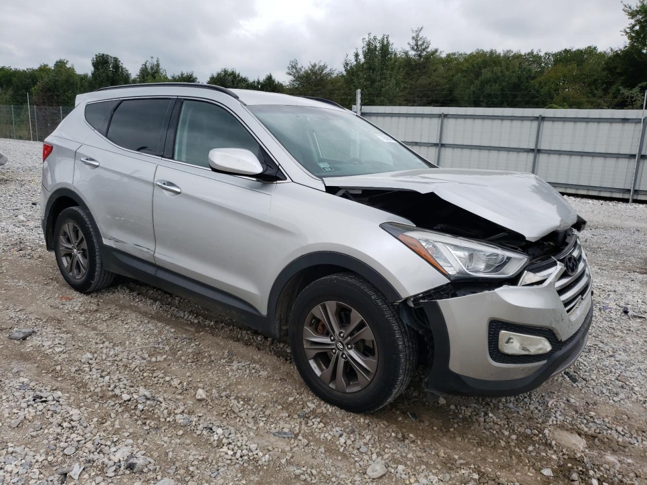 2013 HYUNDAI SANTA FE S - Image 4