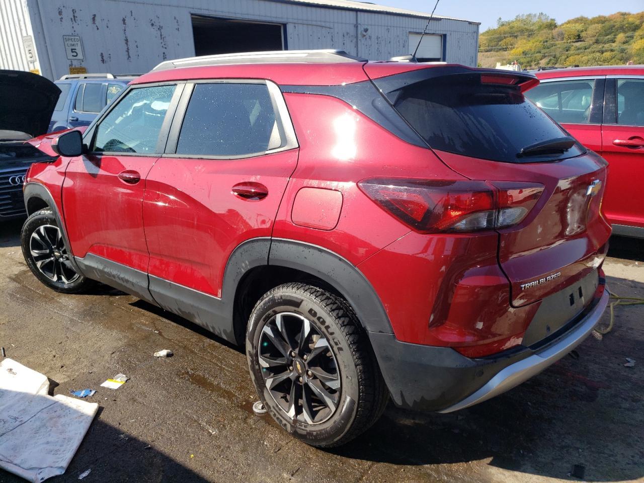 2021 CHEVROLET TRAILBLAZE - Image 2