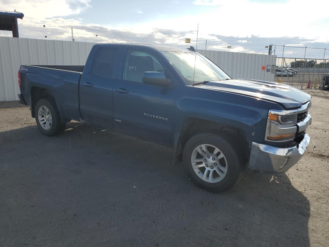 2016 CHEVROLET SILVERADO - Image 4
