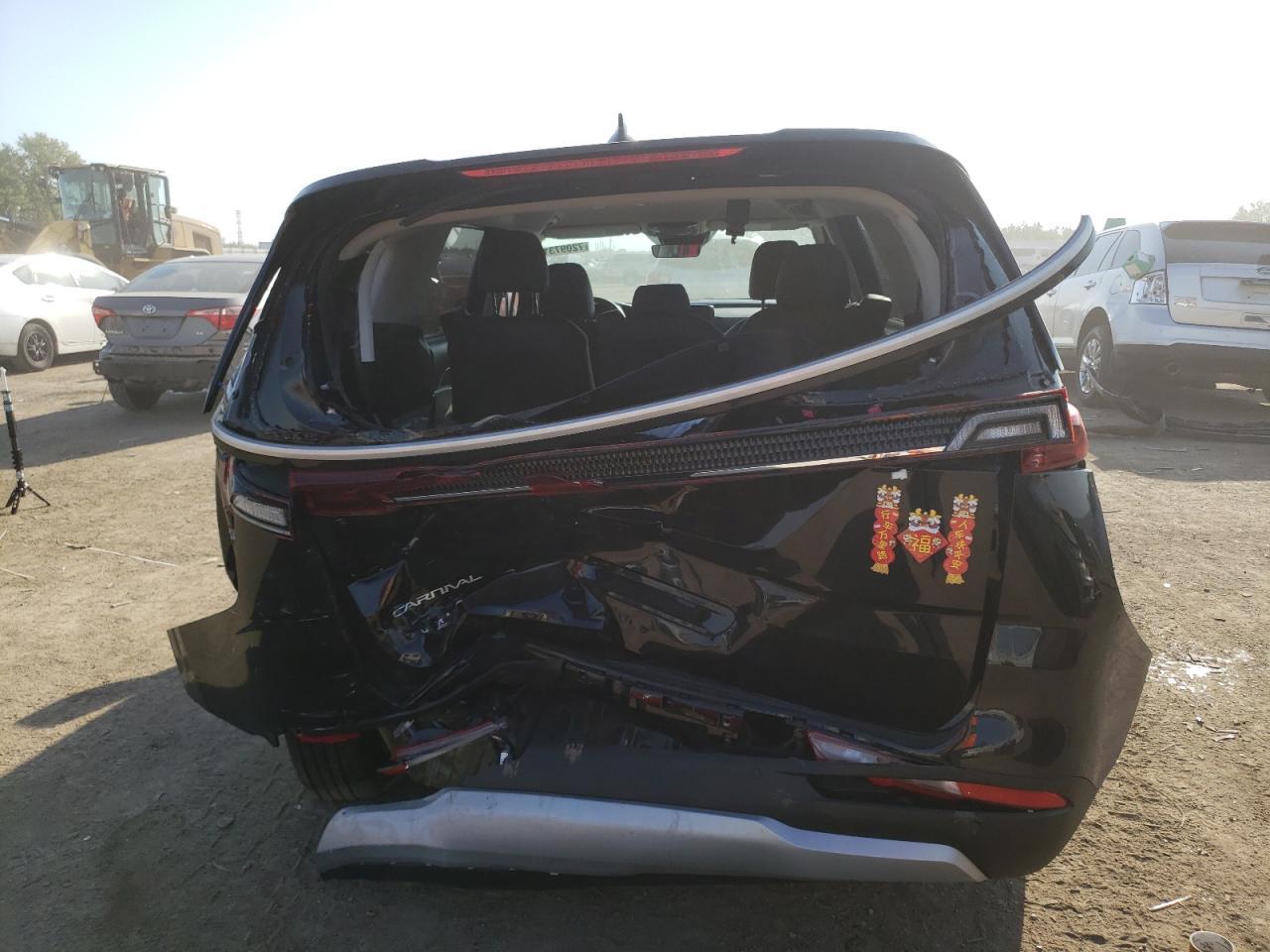 2024 KIA CARNIVAL L - Фото 6