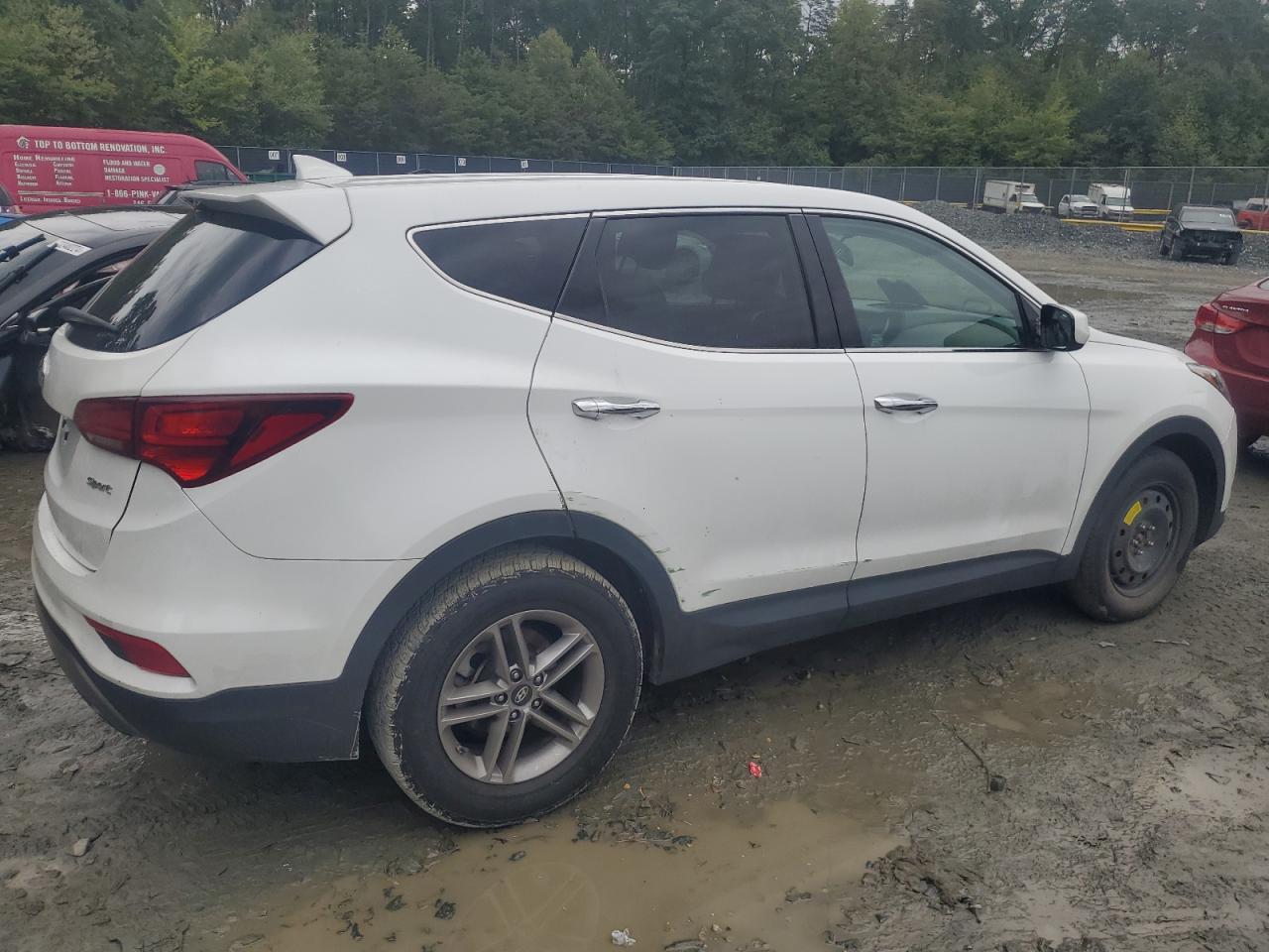 2017 HYUNDAI SANTA FE S - Image 3
