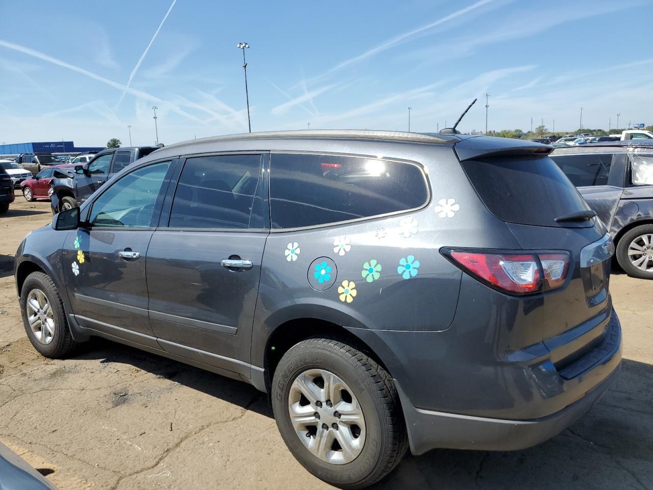 2014 CHEVROLET TRAVERSE L - Image 2