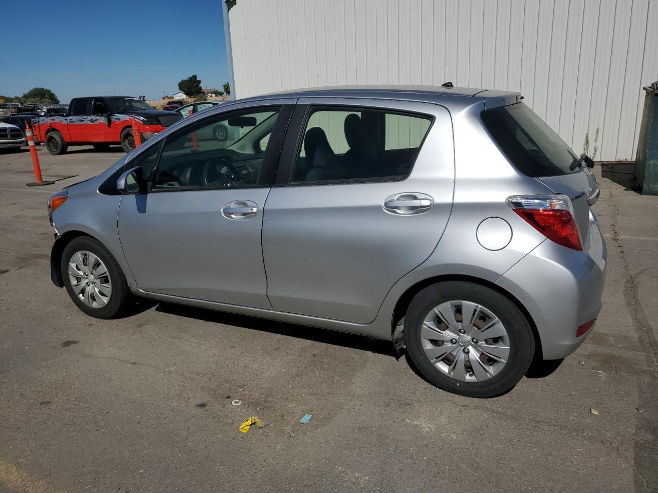 2014 TOYOTA YARIS - Фото 2