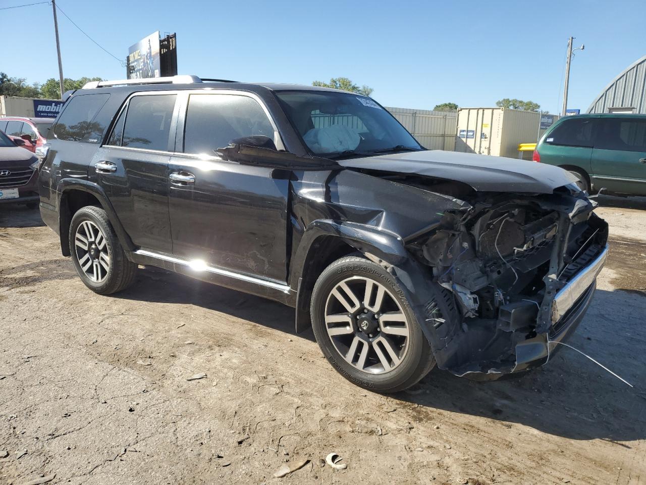 2017 TOYOTA 4RUNNER SR - Фото 4