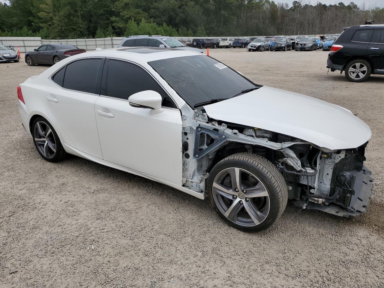 2018 LEXUS IS 300 - Image 4