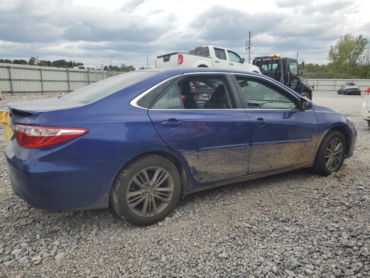 2015 TOYOTA CAMRY LE - Image 3