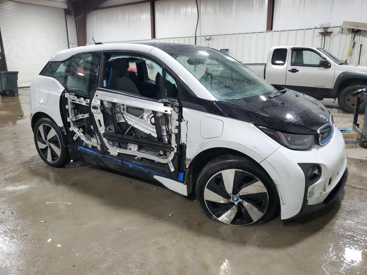 2017 BMW I3 REX - Image 4