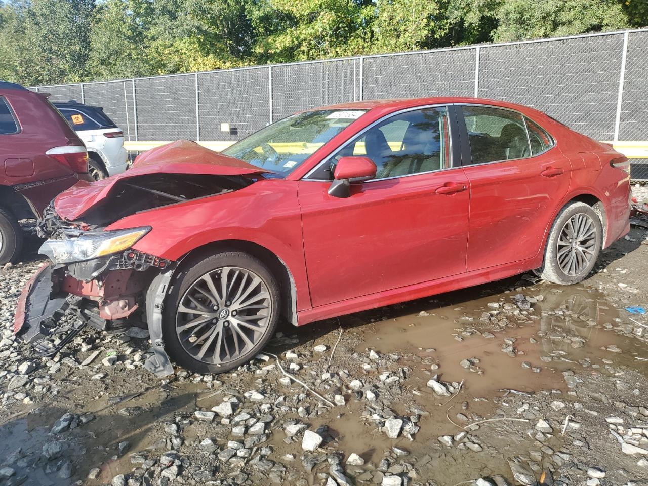 2020 TOYOTA CAMRY SE