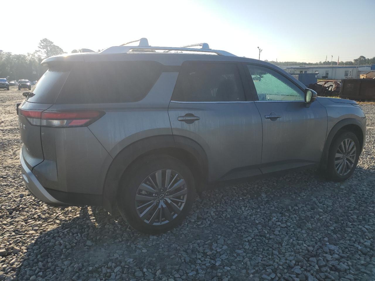 2024 NISSAN PATHFINDER - Фото 3