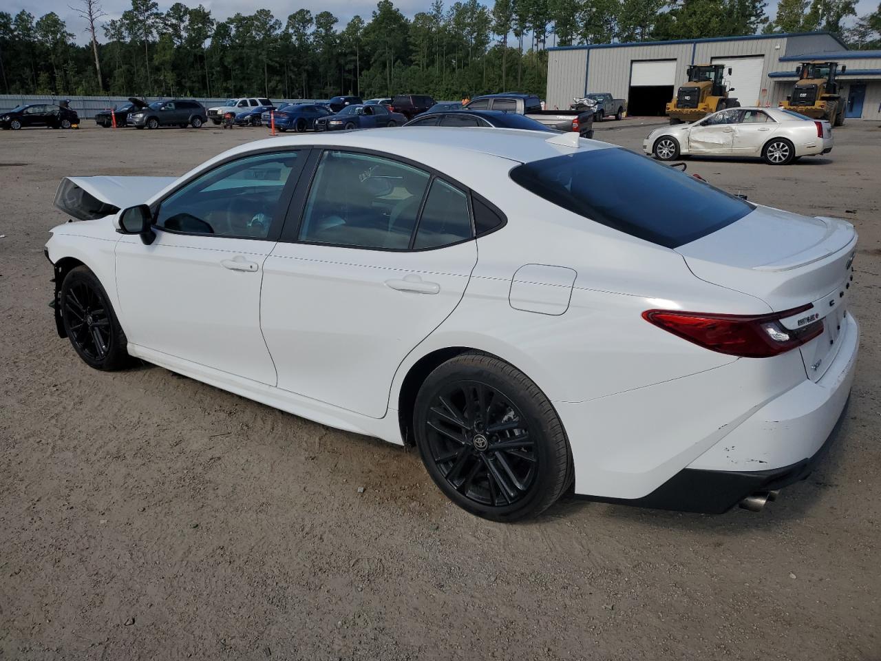 2025 TOYOTA CAMRY XSE - Фото 2