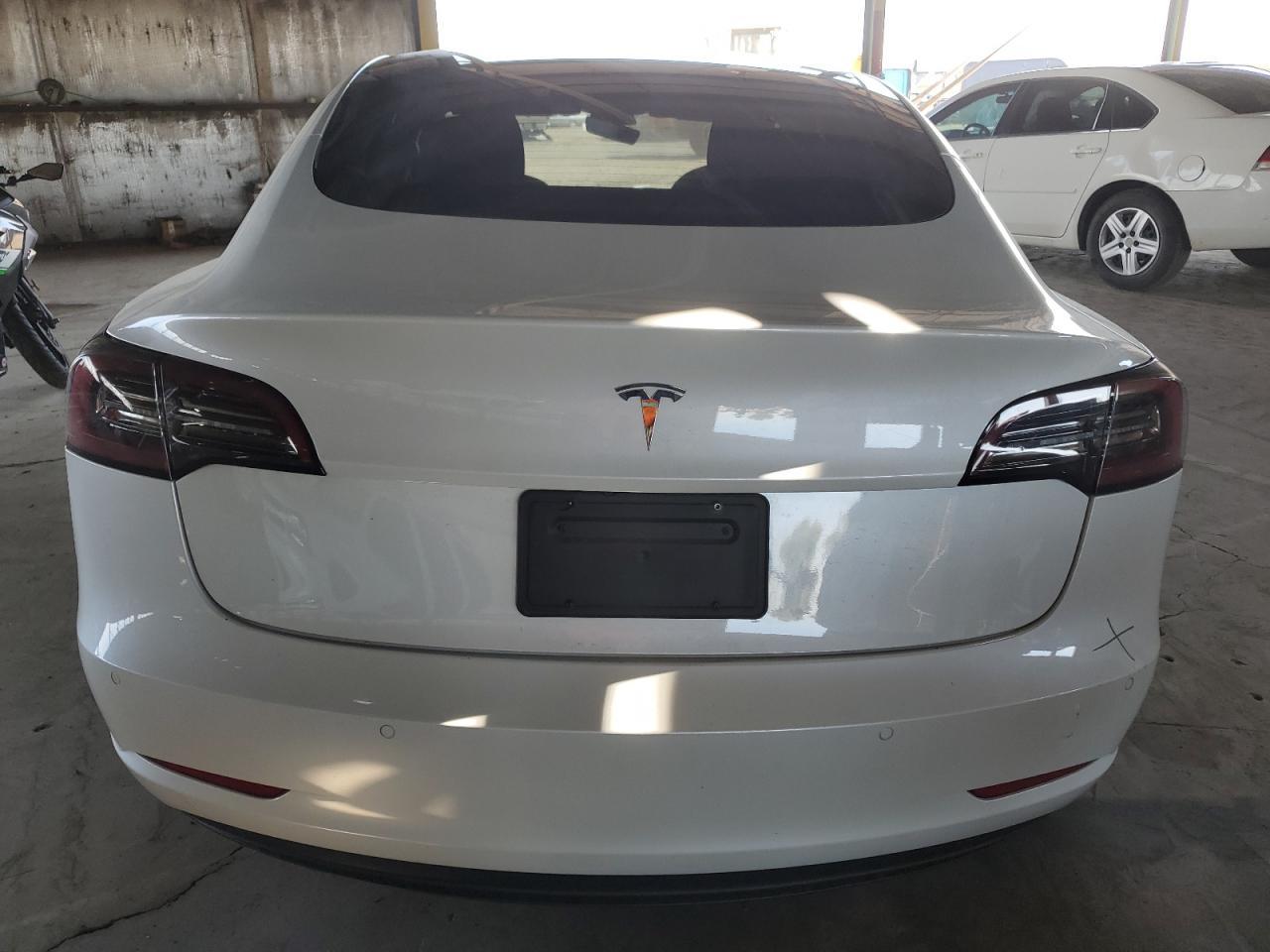 2021 TESLA MODEL 3 - Фото 6