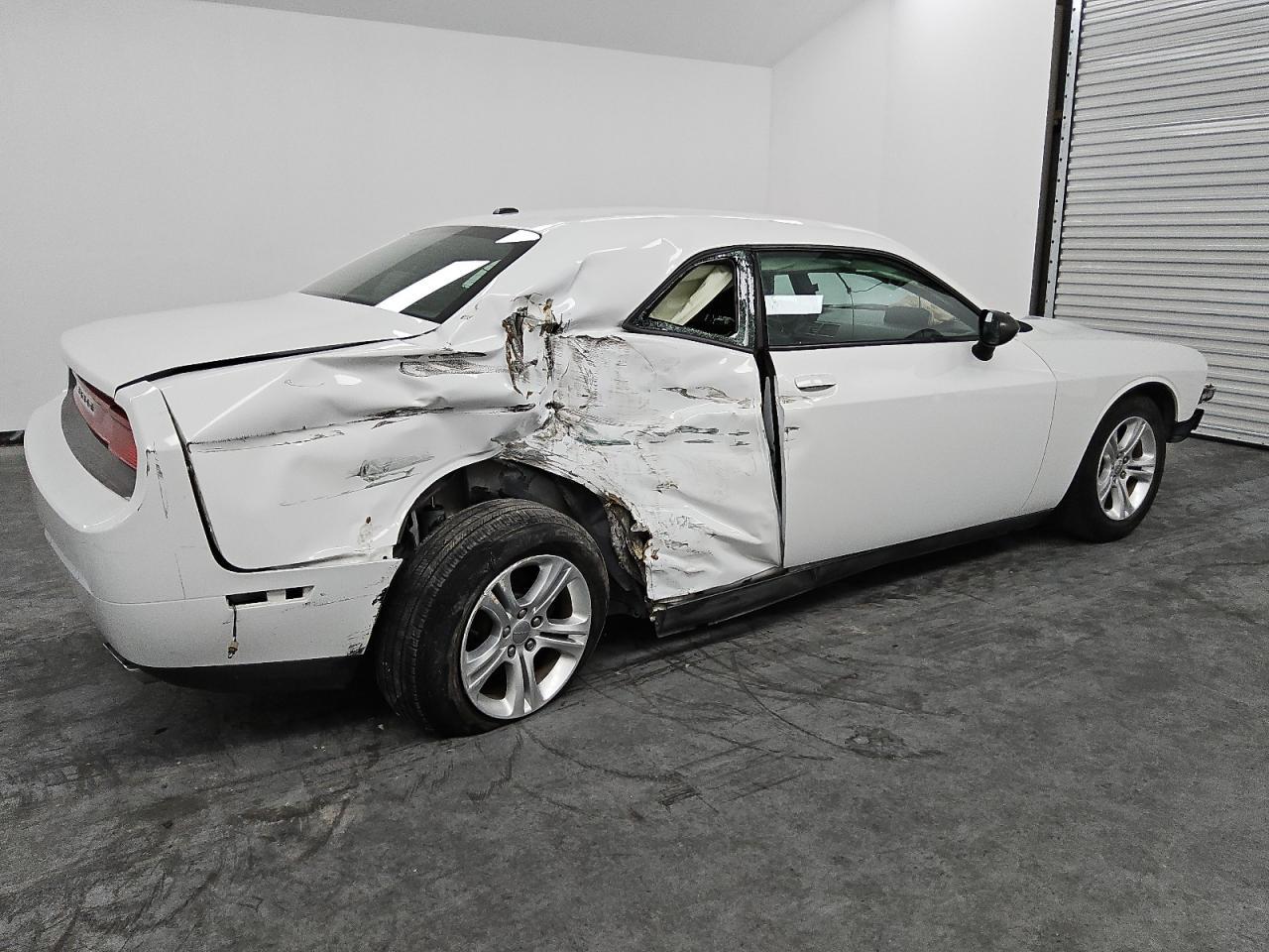 2013 DODGE CHALLENGER - Фото 3