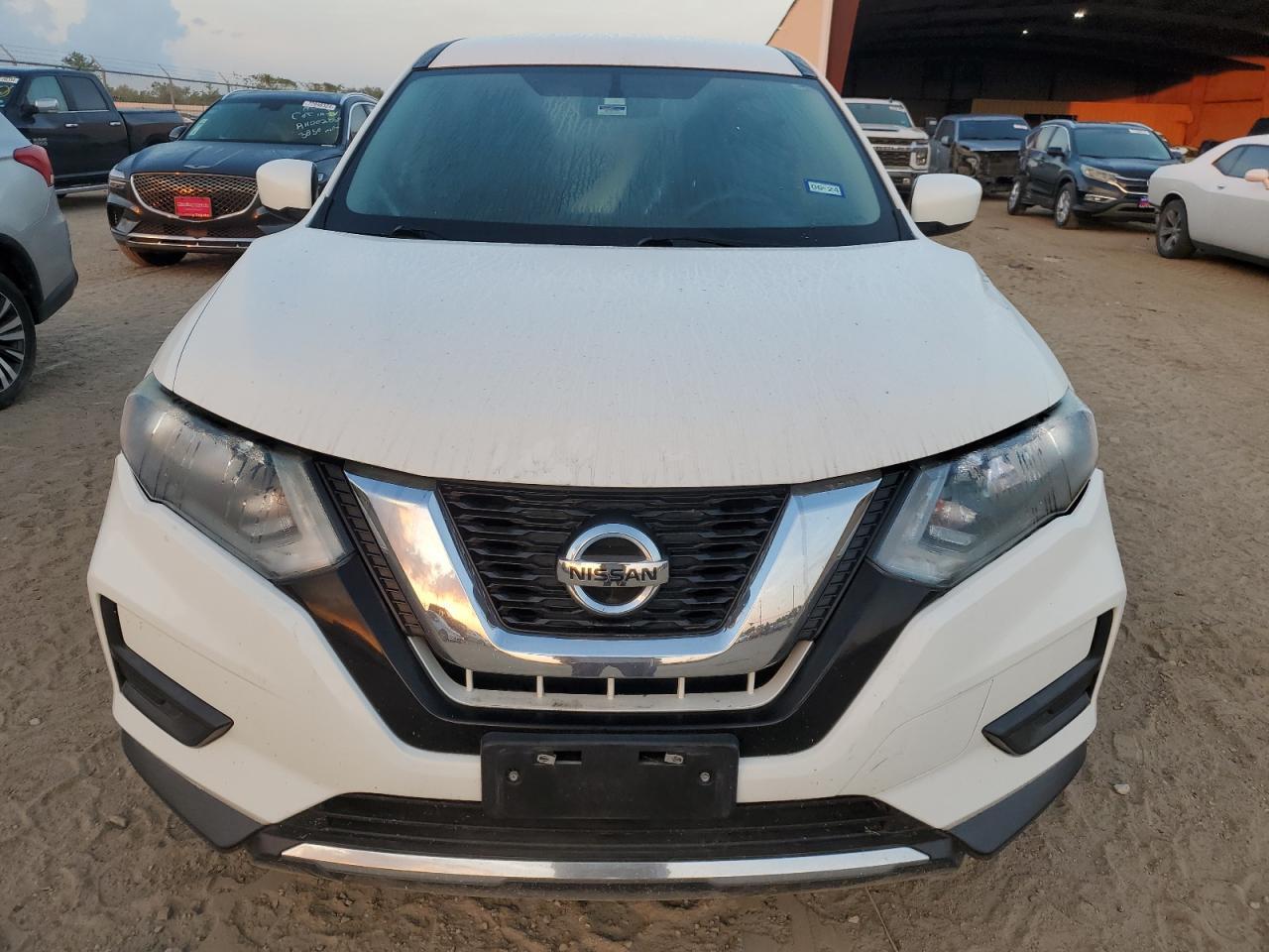 2017 NISSAN ROGUE S - Image 5