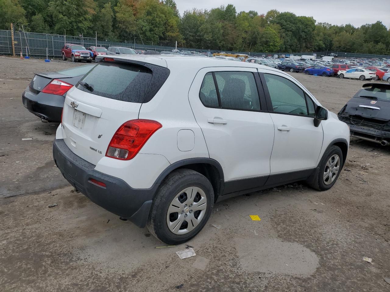 2015 CHEVROLET TRAX LS - Фото 3