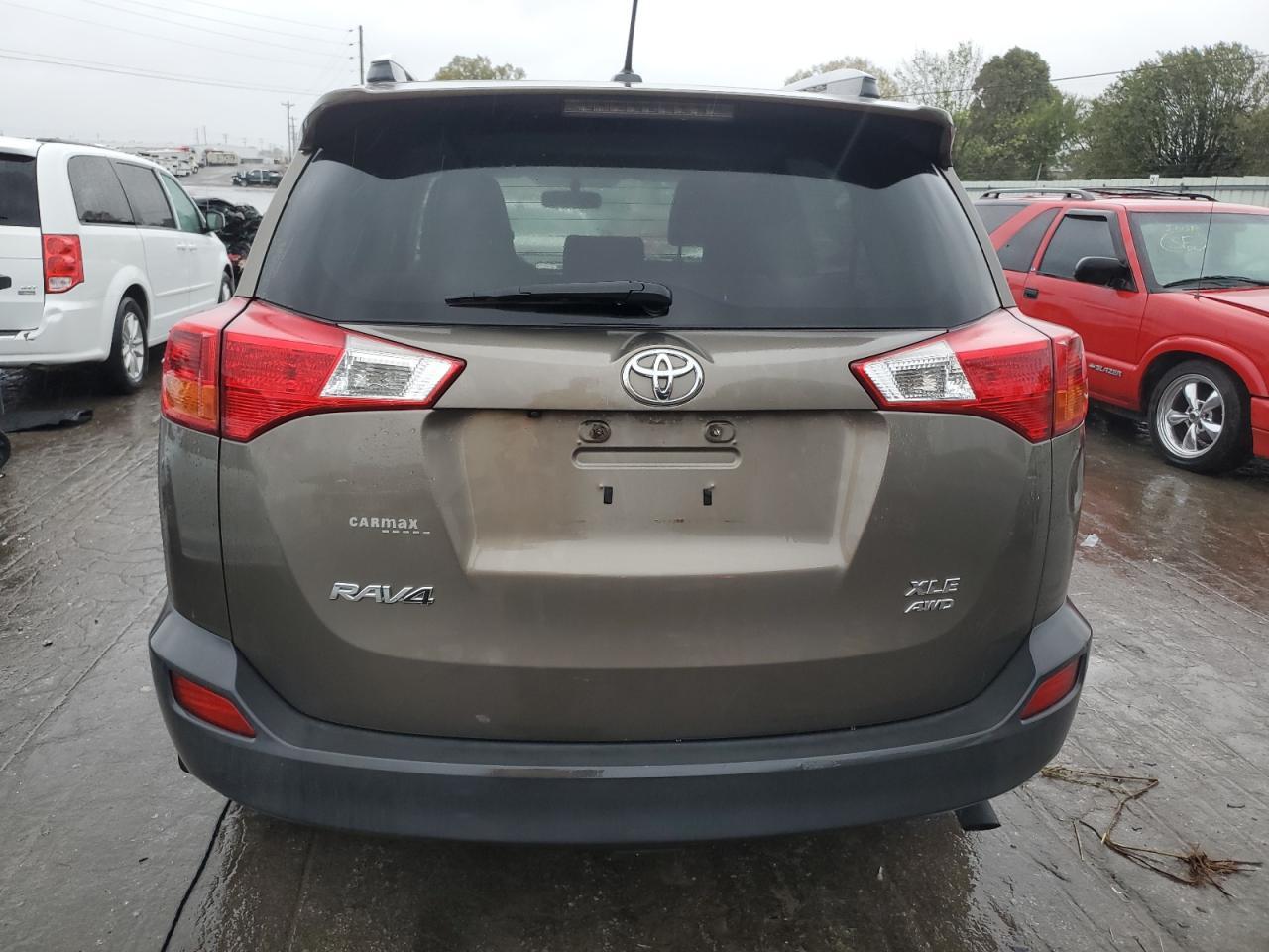 2015 TOYOTA RAV4 XLE - Image 6