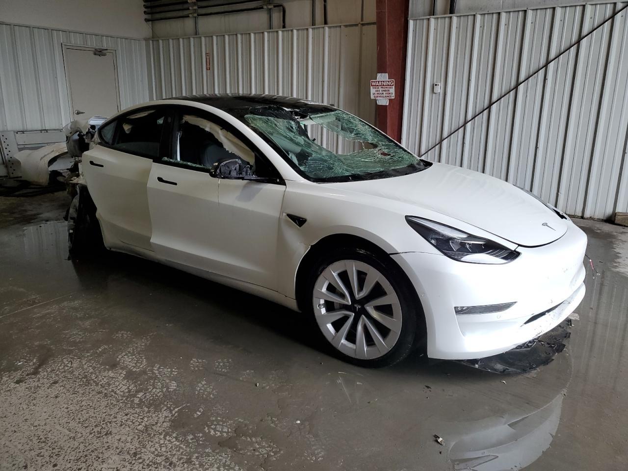 2022 TESLA MODEL 3 - Image 4