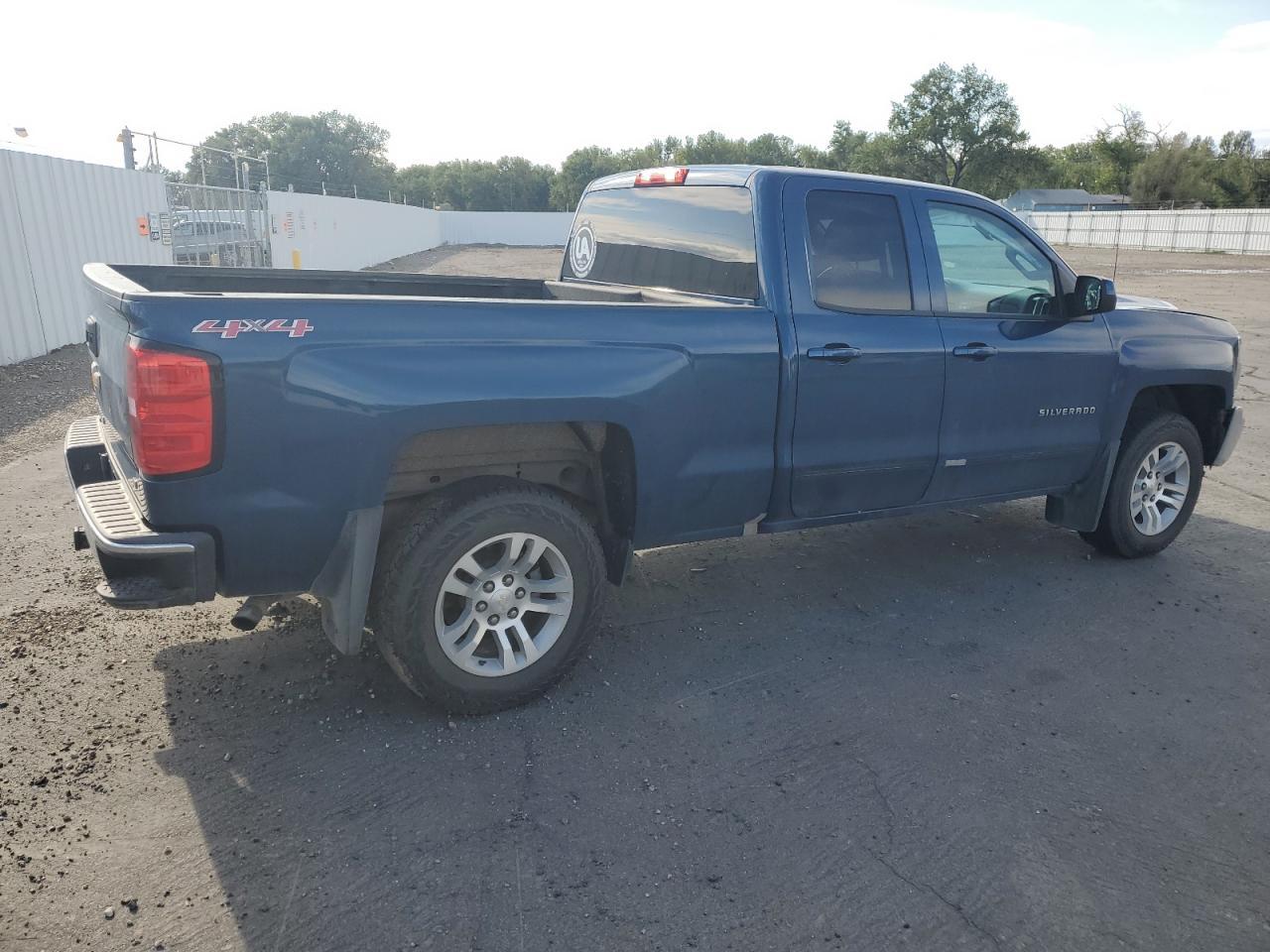 2016 CHEVROLET SILVERADO - Image 3