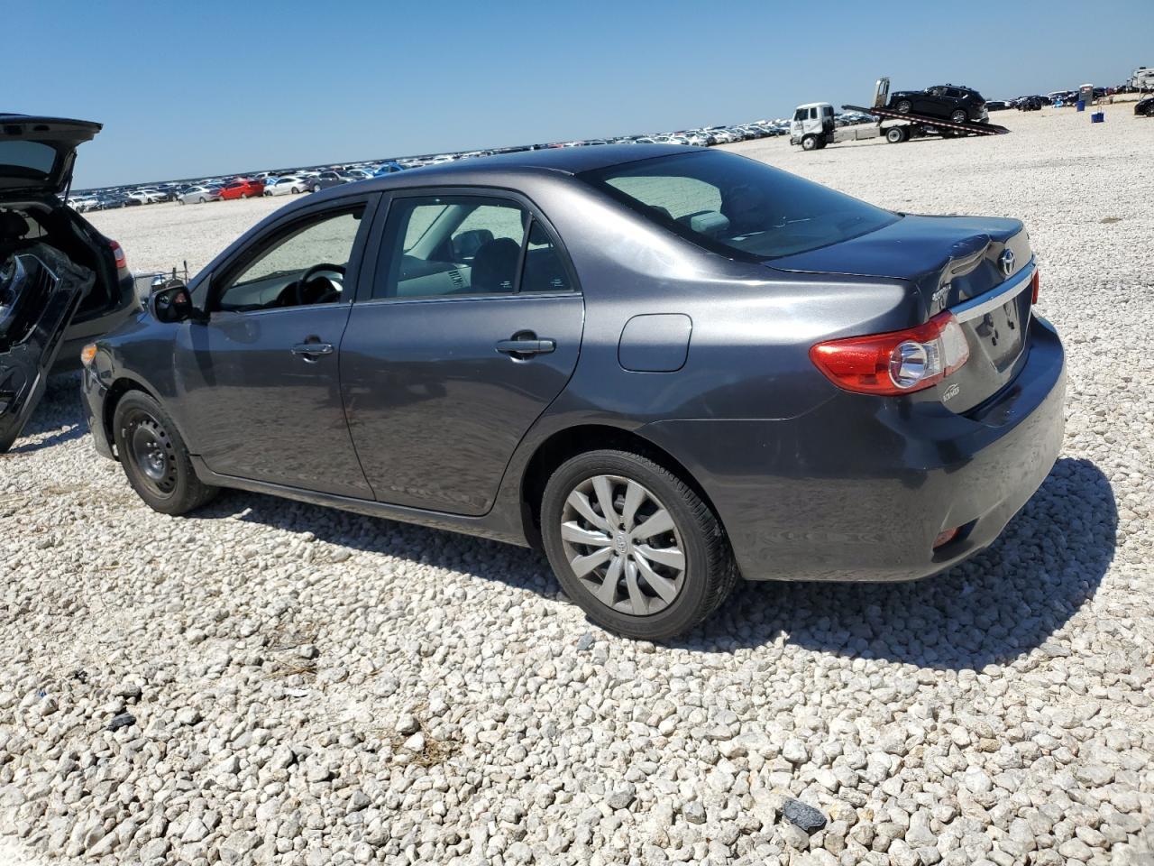 2013 TOYOTA COROLLA BA - Фото 2