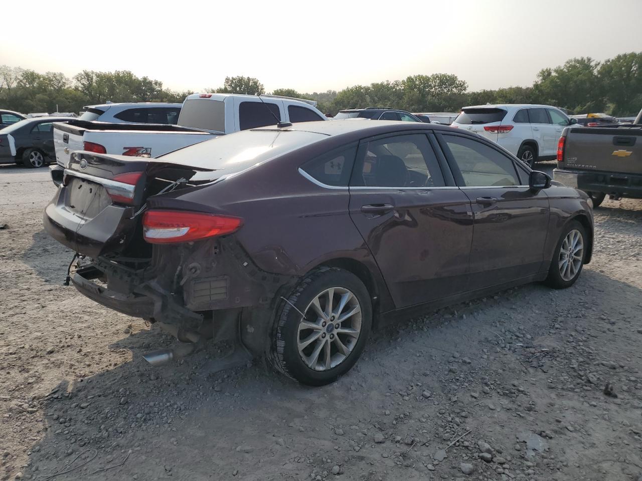 2017 FORD FUSION SE - Фото 3