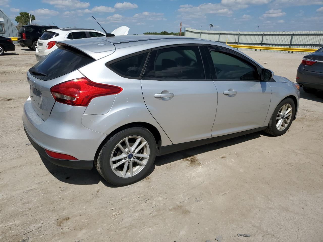 2018 FORD FOCUS SE - Image 3