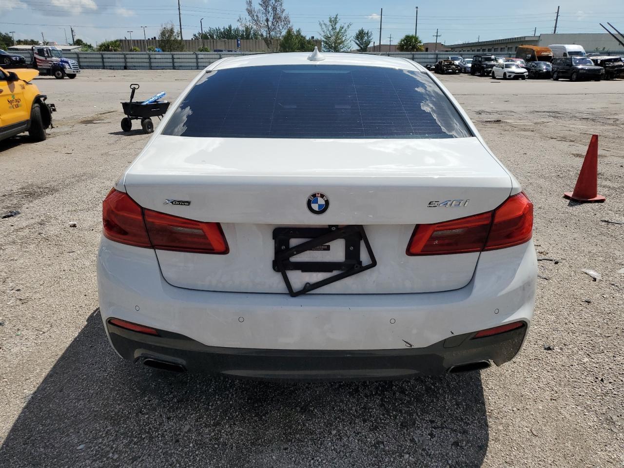2017 BMW 540 XI - Image 6